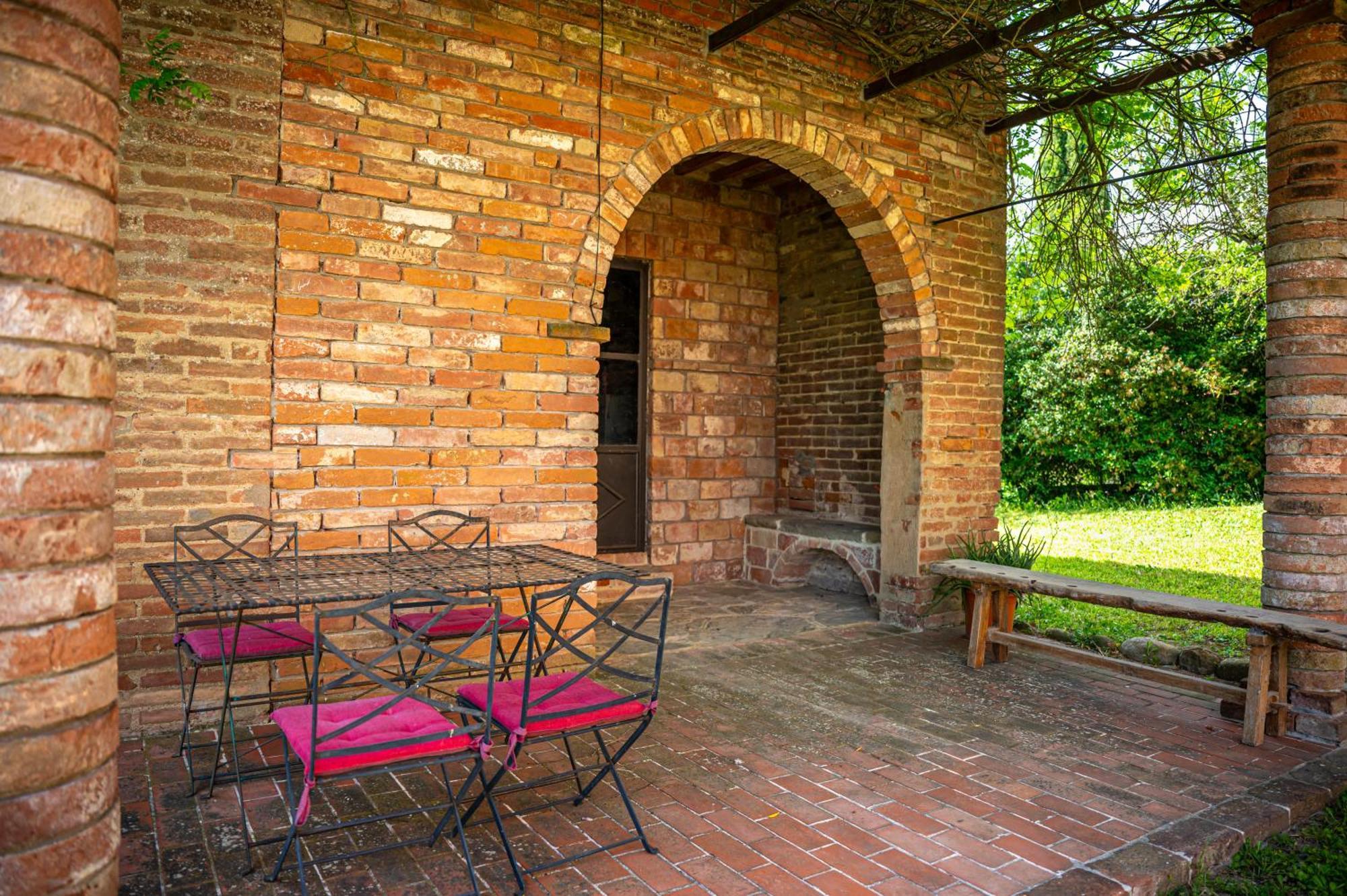 Agriturismo Poggio Antico Binami Exterior photo