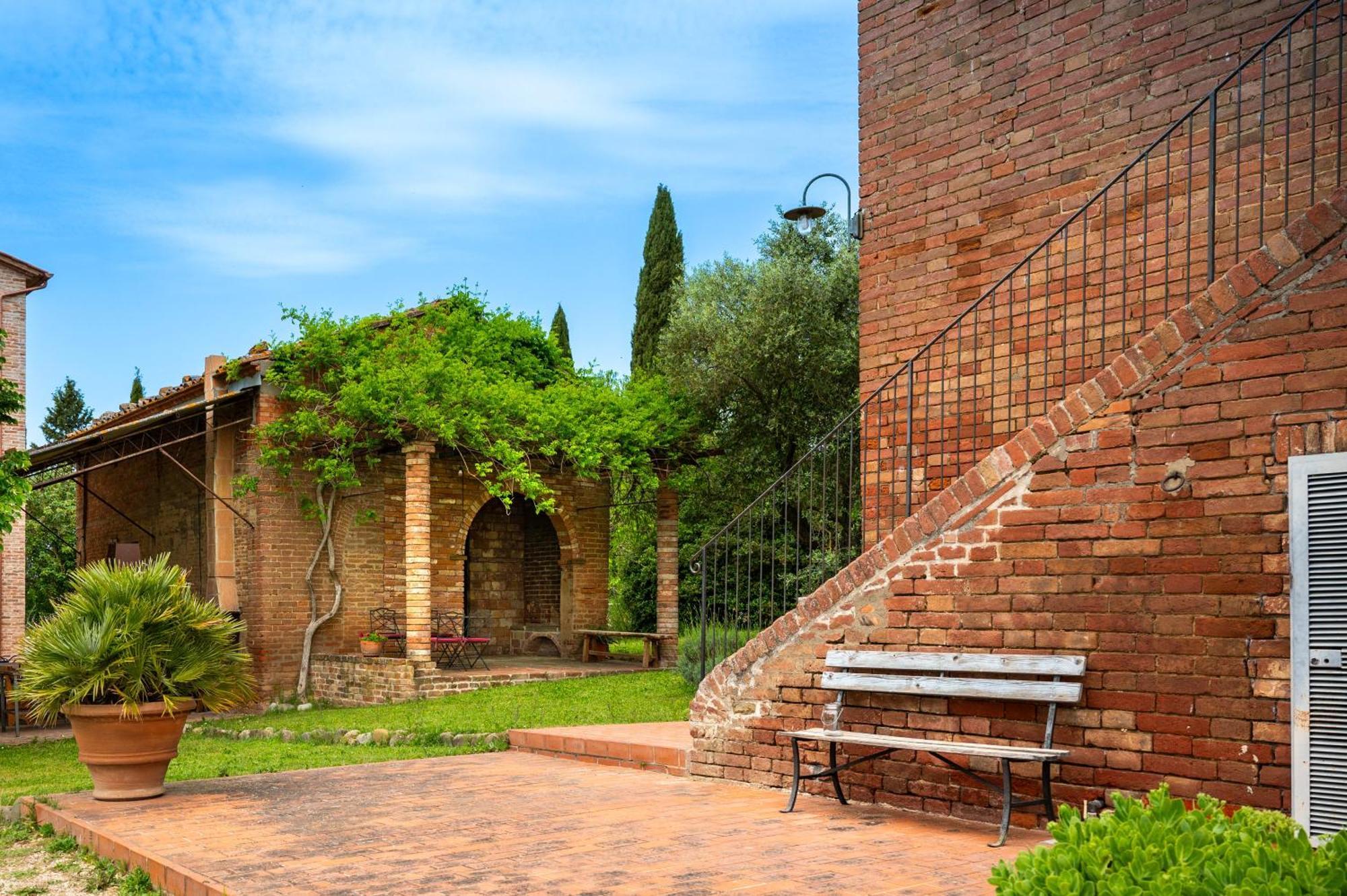 Agriturismo Poggio Antico Binami Exterior photo